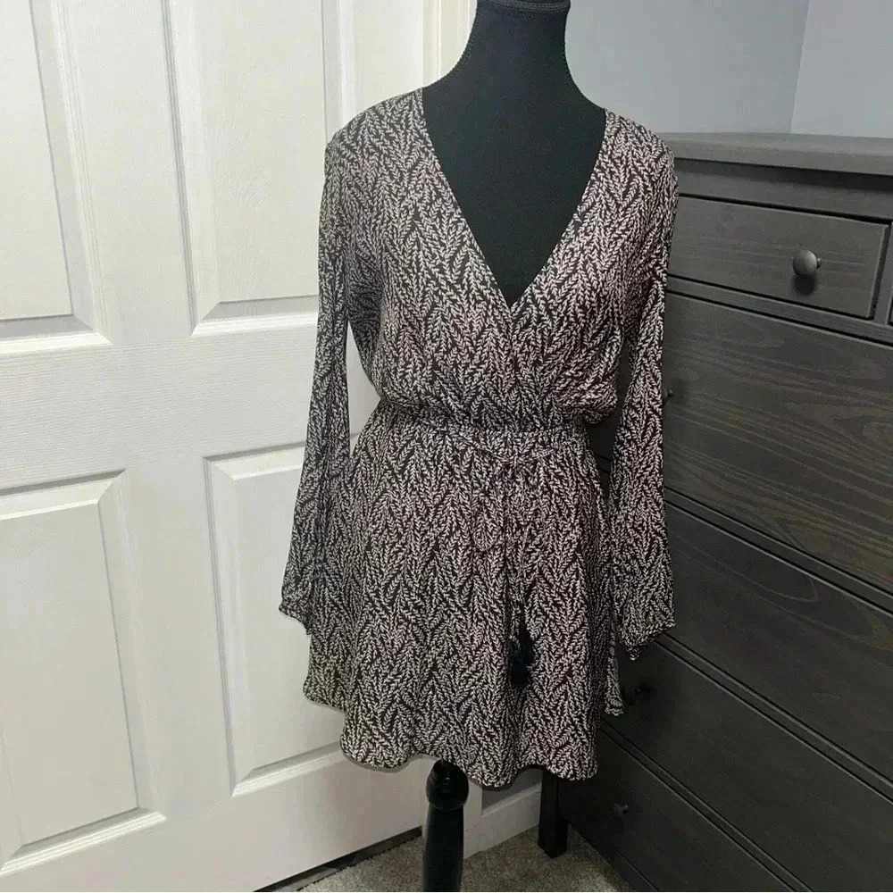 Aritzia  - Talula Basing Dress